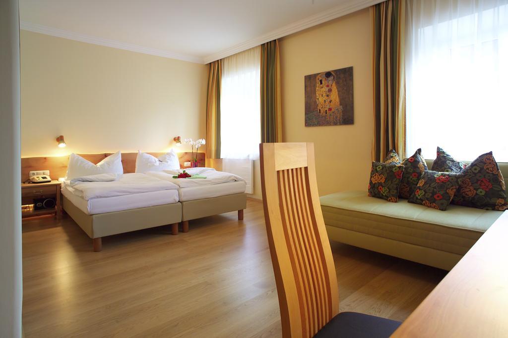 Hotel & Restaurant Ragginger Attersee Nussdorf am Attersee Cameră foto